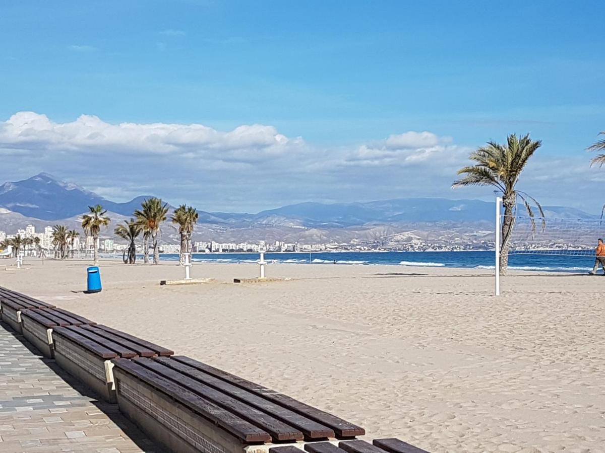 Apartament Los Planetas Alicante Esterno foto